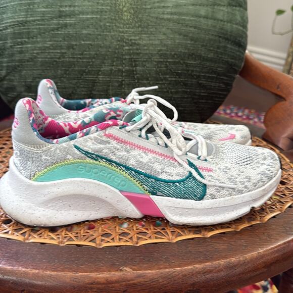 Women’s Nike Superrep Go 3 Multicolor Flyknit Lace Up Athletic Running Shoes - Picture 3 of 6